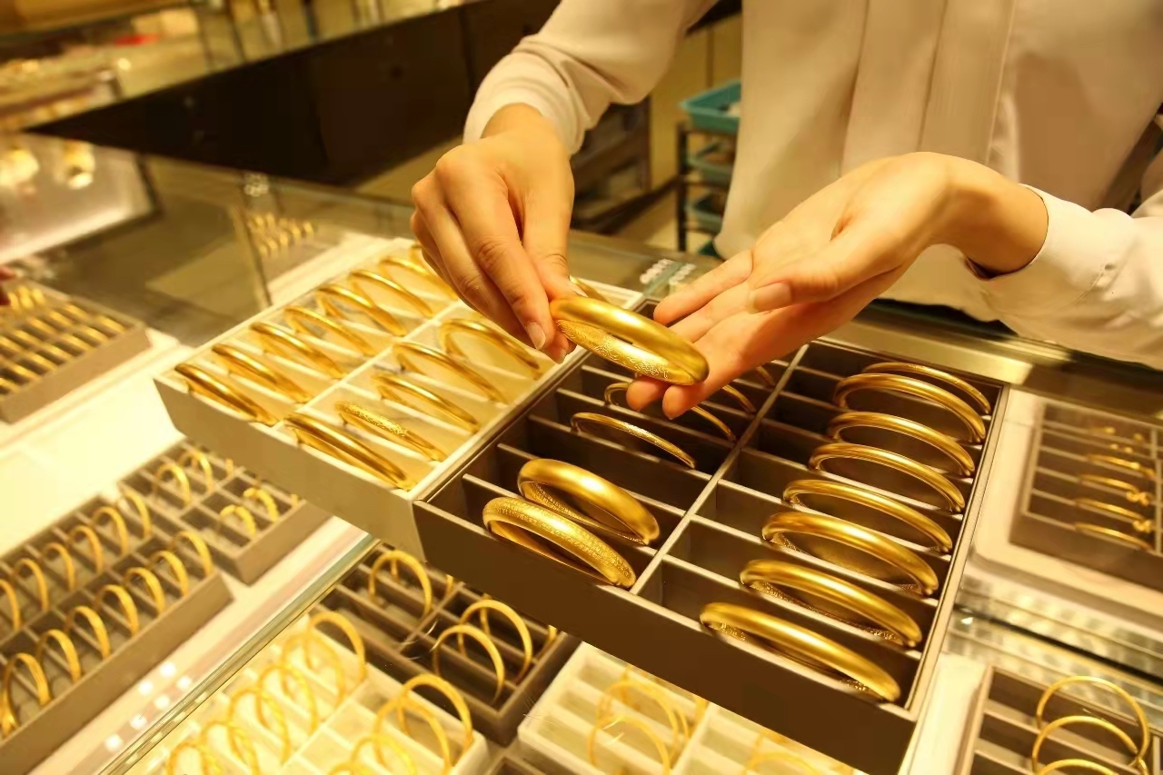 国际金价涨至年内新高2013,黄金首饰在金价上涨时买好不好