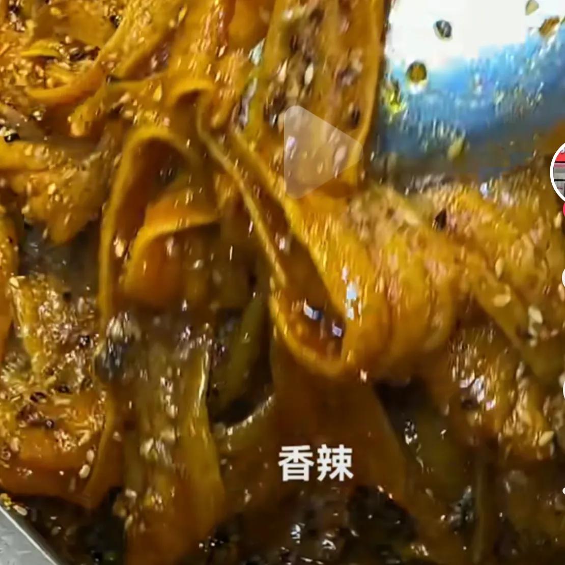 梦见辣条,做梦梦见卖卤菜