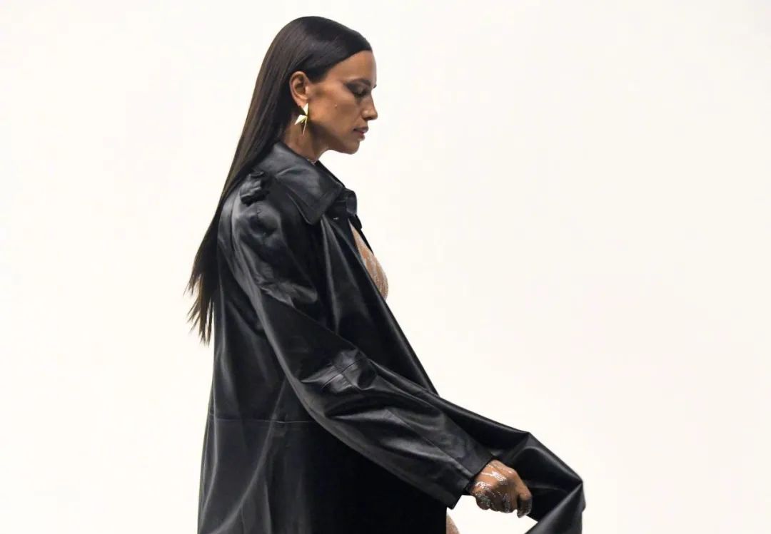 2023.04.26快报|太平鸟推出ICEPEACE凉感科技系统；GoldenGoose启用可持续创新平台；ABG收购奢侈品牌Vince