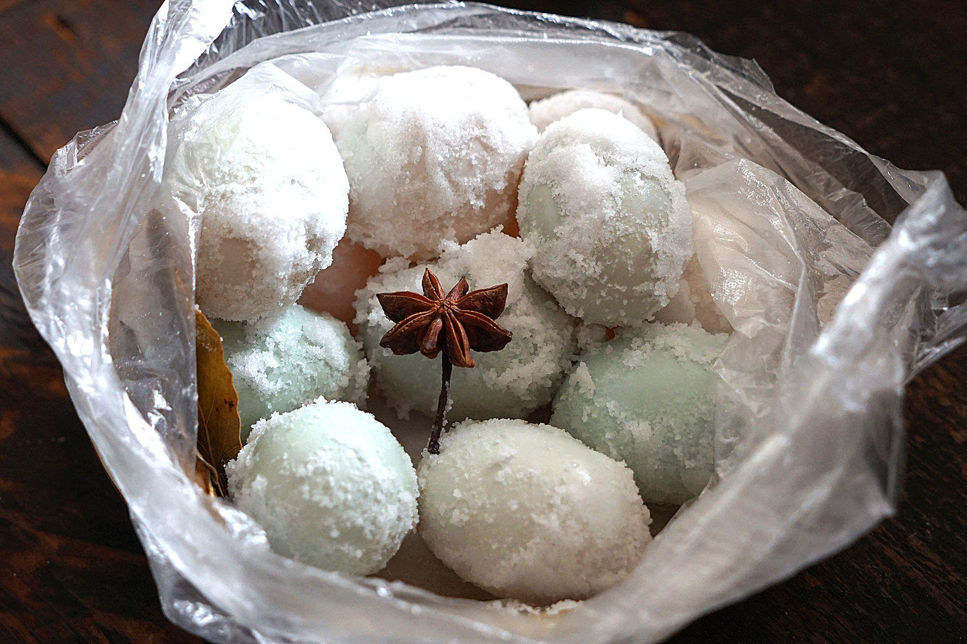 咸鸭蛋的多种腌制方法图,咸鸭蛋的正确腌制方法图解