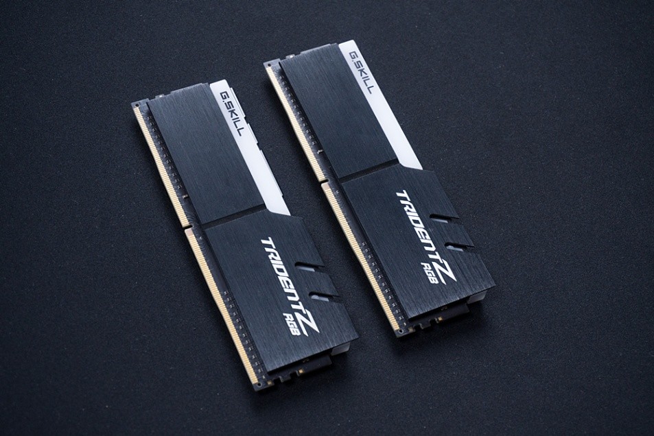 1000块6把风扇，是什么样的体验？德静界LightWings装机