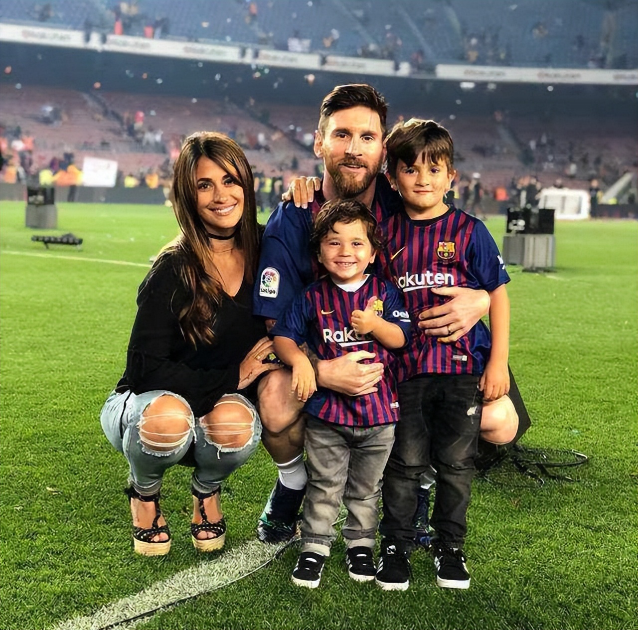 身价上亿娶了个54岁老婆,身价上亿娶54岁女网红