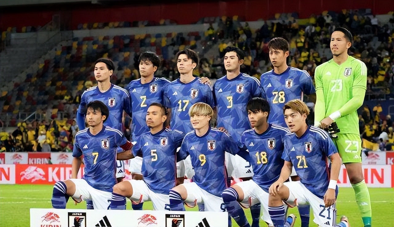 老鹰和狮子谁会赢,老鹰和狮子战斗视频