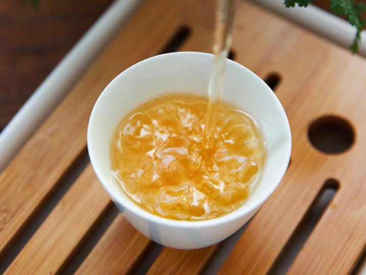 肠胃不好的人喝红茶还是喝绿茶,肠胃不好的人喝咖啡好吗