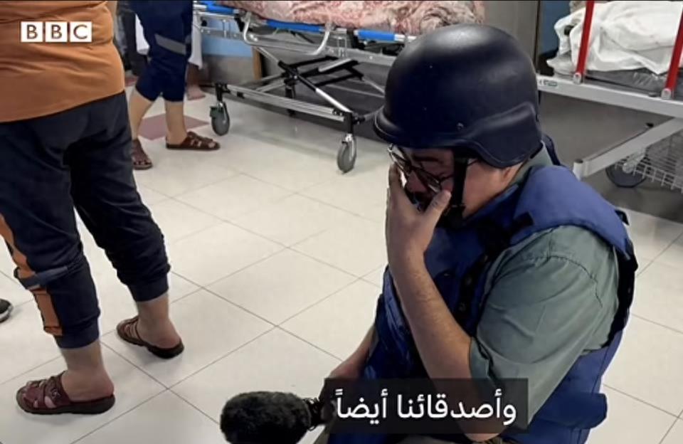 bbc当地记者在加沙报道时哭泣,bbc记者谈加沙医院遇袭