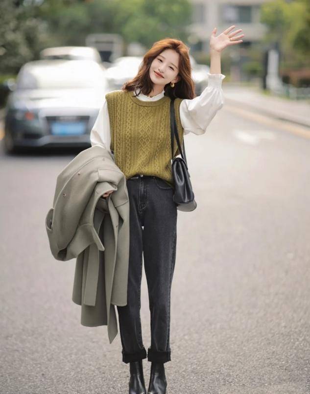 今年流行裤子不皱有垂感,今年裤子流行红色吗