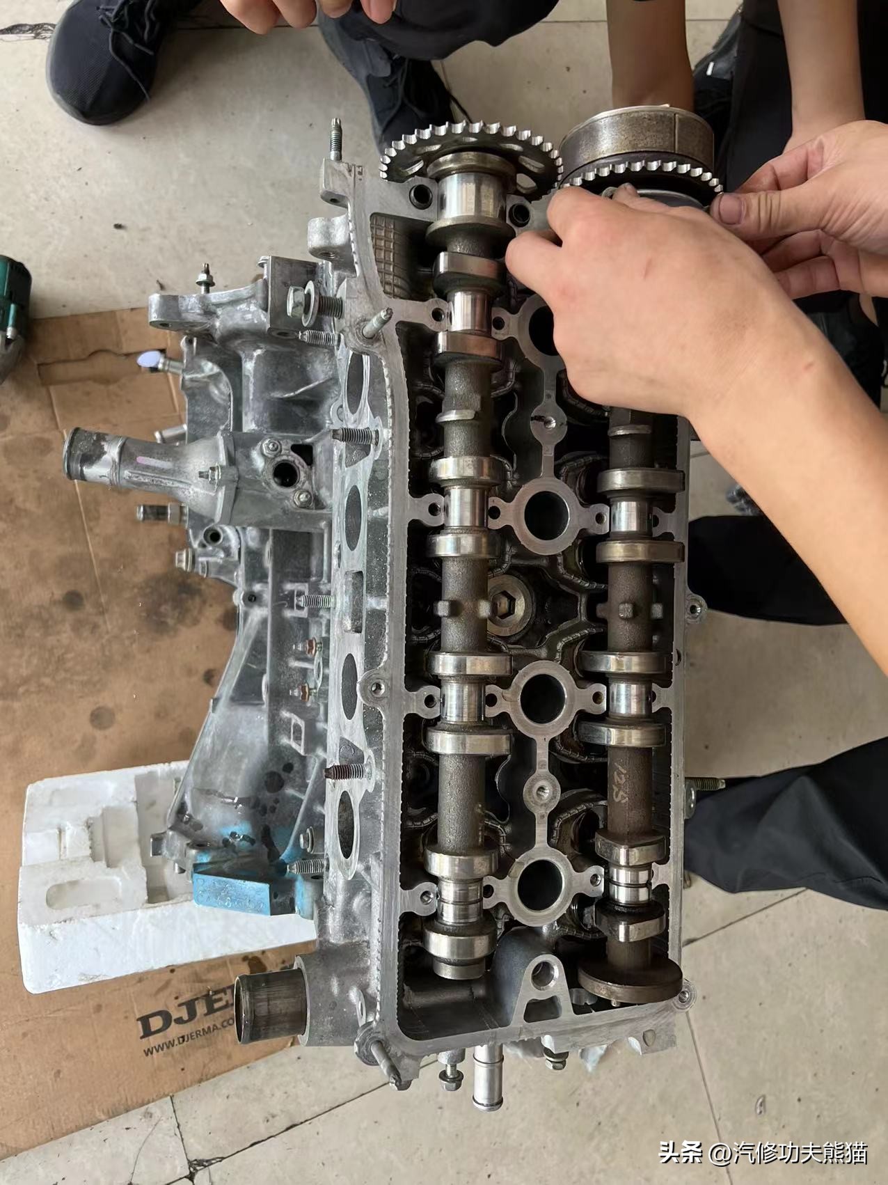 凯美瑞路上趴窝,一车传三代的丰田