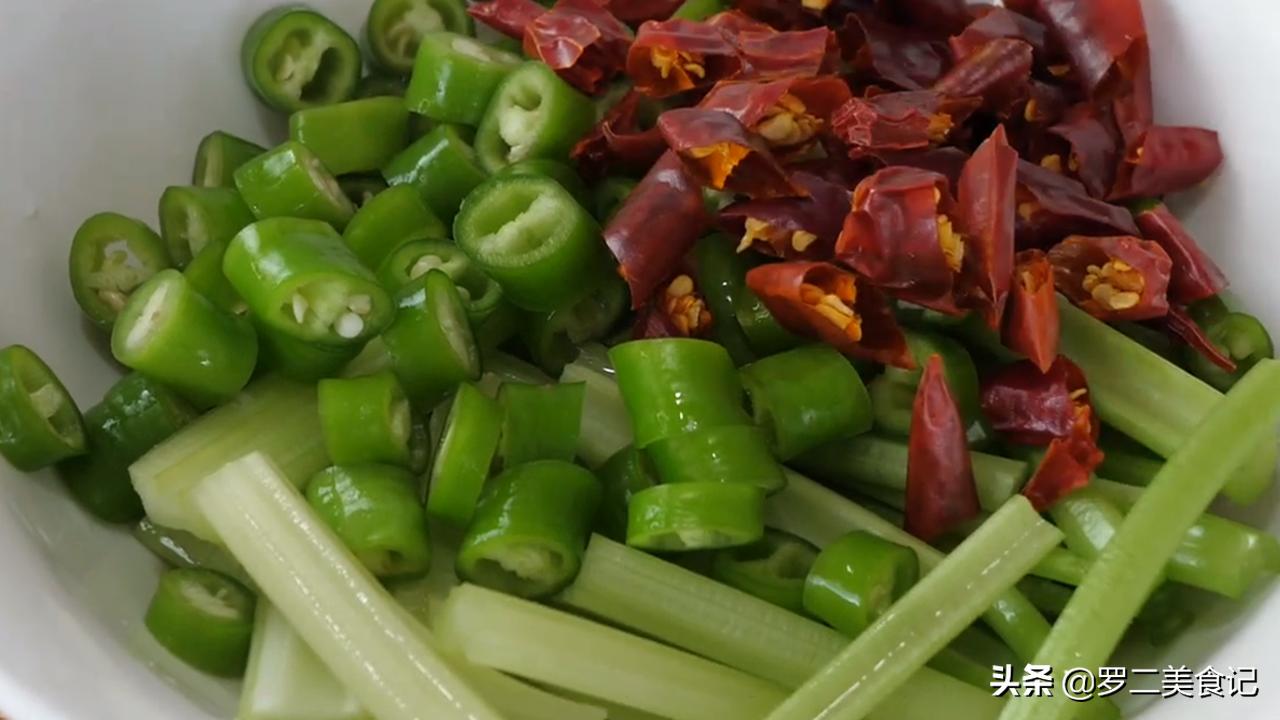 自己用锅怎么做烤鱼才好吃,在家用锅怎么做烤鱼简单又好吃