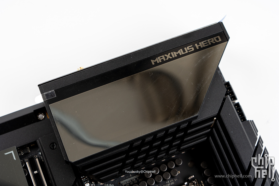 华硕rogz790heroddr4,rogz790hero主板支持ddr4吗