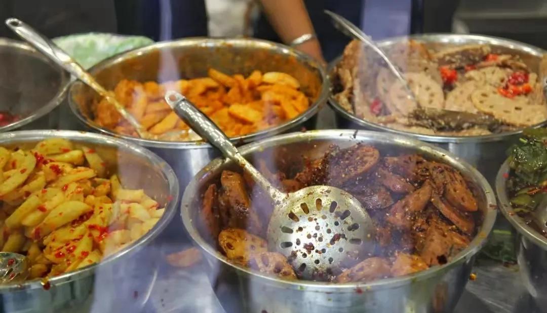 未来昆明最具影响力的美食街,昆明七彩云南附近美食街