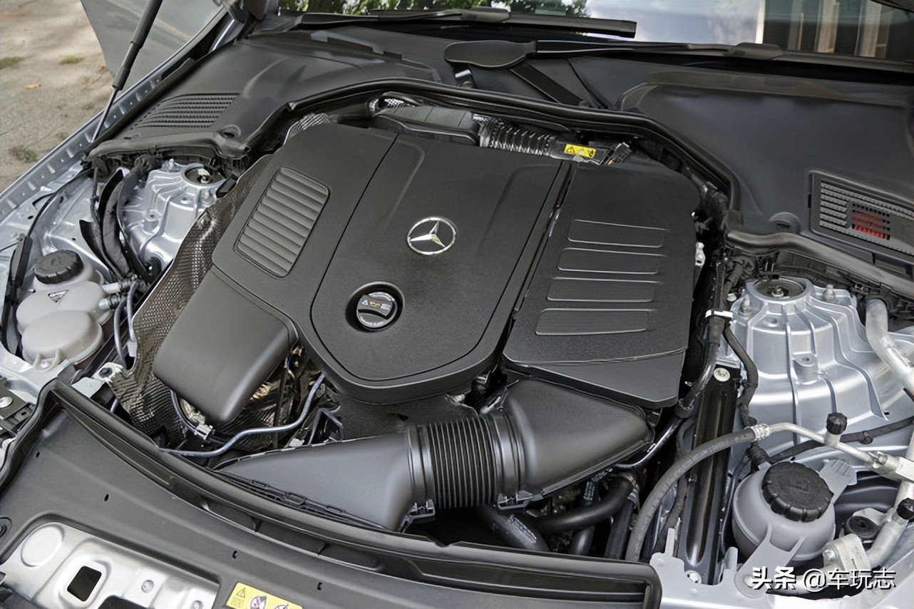新款奔驰入门级c180,2022款奔驰c180
