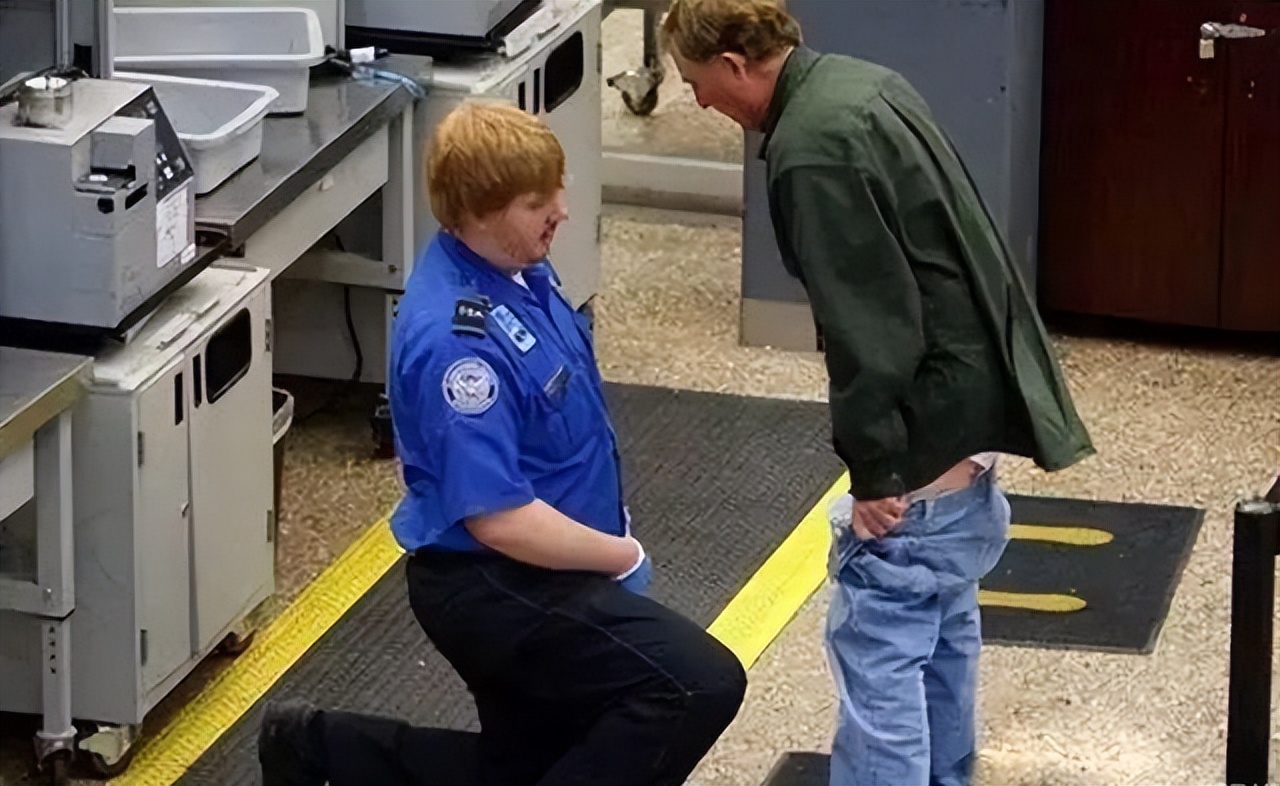 世界上最奇葩的三个职业,日本最奇葩的十大职业