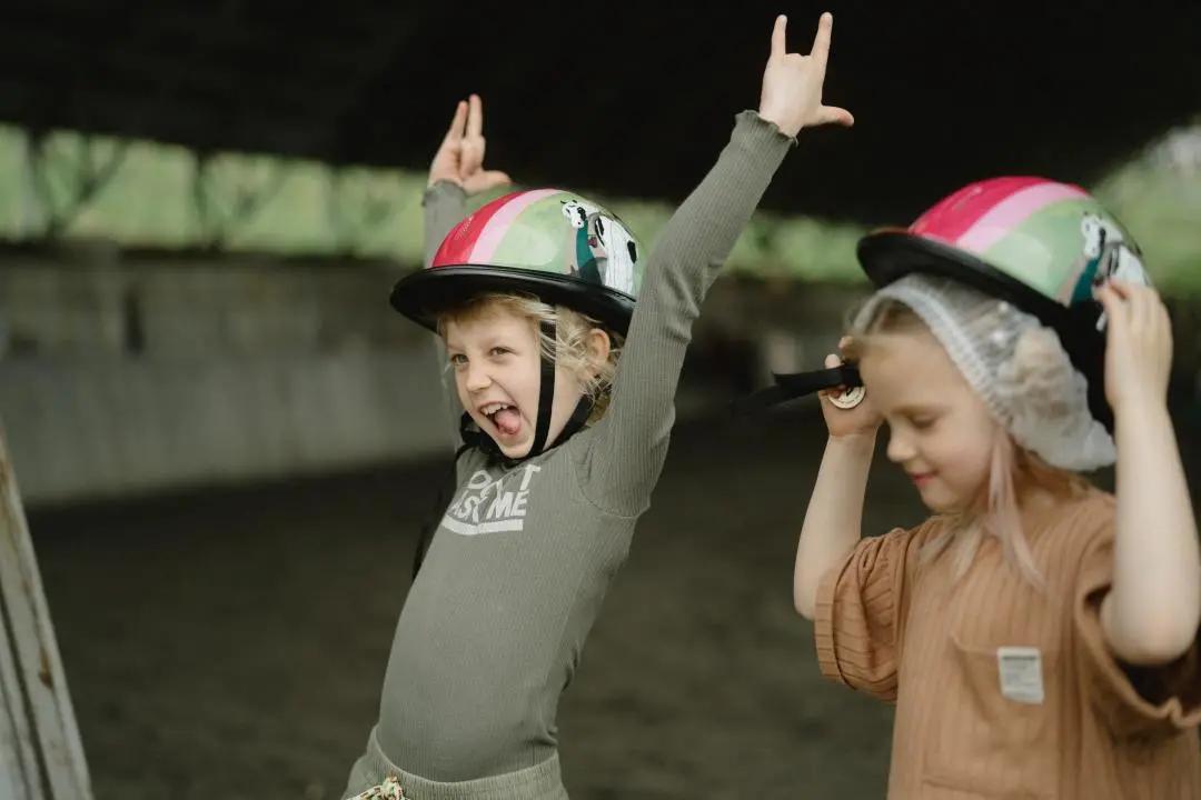 “自杀名校”，一个月内3人死亡：越是想上进的人，越难自律？