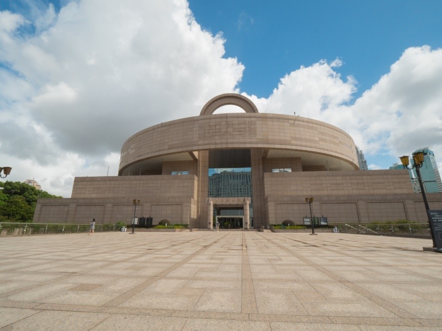 支持30倍光学变焦的便宜相机,支持0.5变焦广角拍摄视频的手机