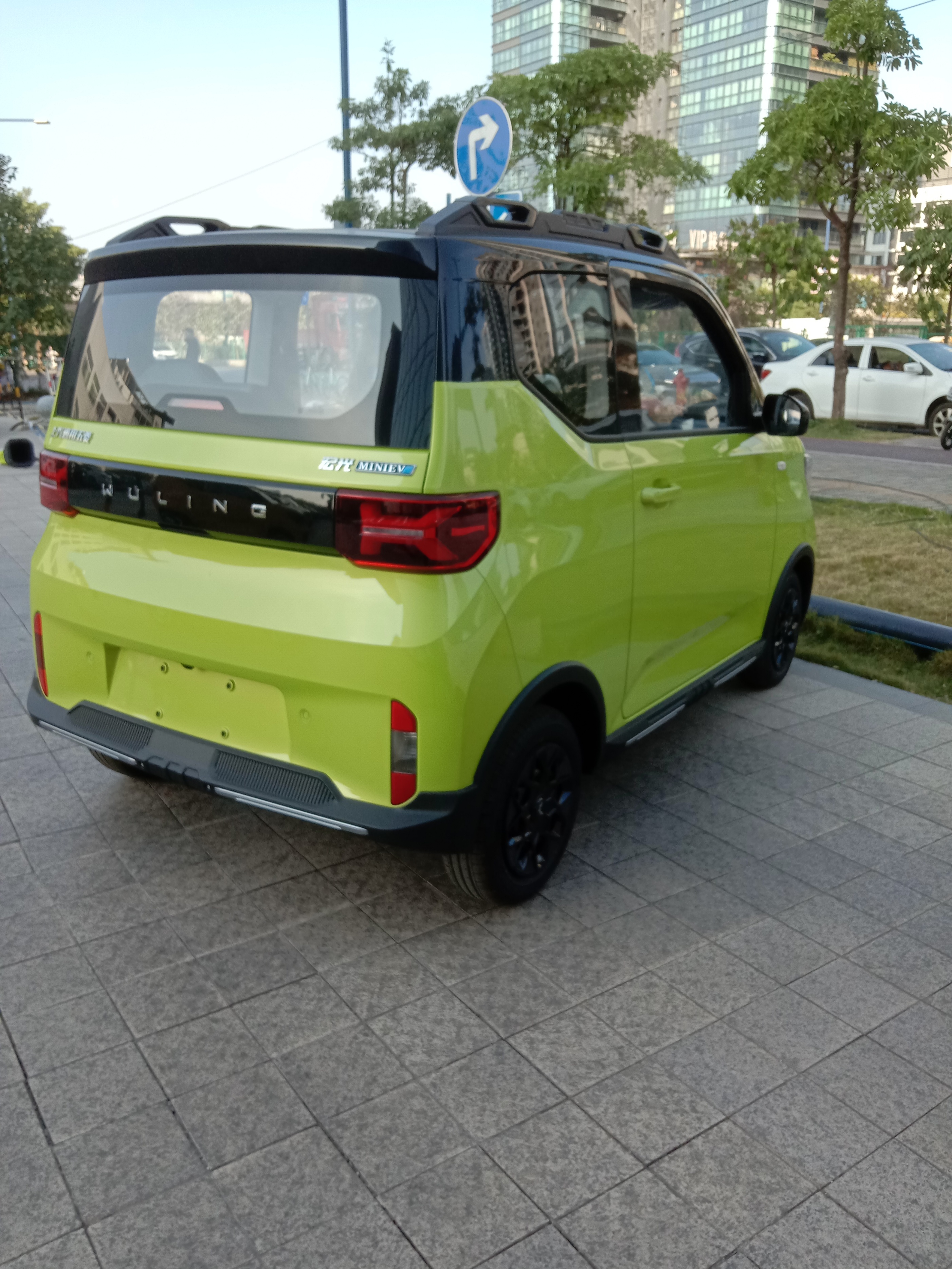 闈掓煚鑻忔墦鑹瞘ameboy,灏忓尯閲岄亣鍒颁竴涓皬鐢峰