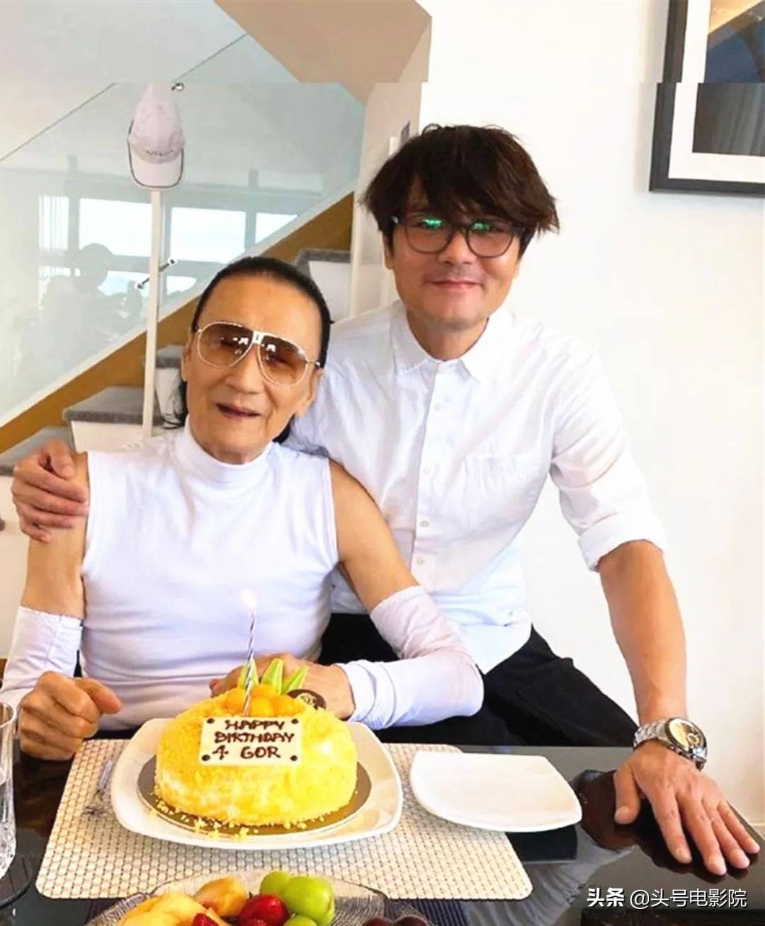 谢贤金像奖影帝,谢贤85岁高龄获影帝现场