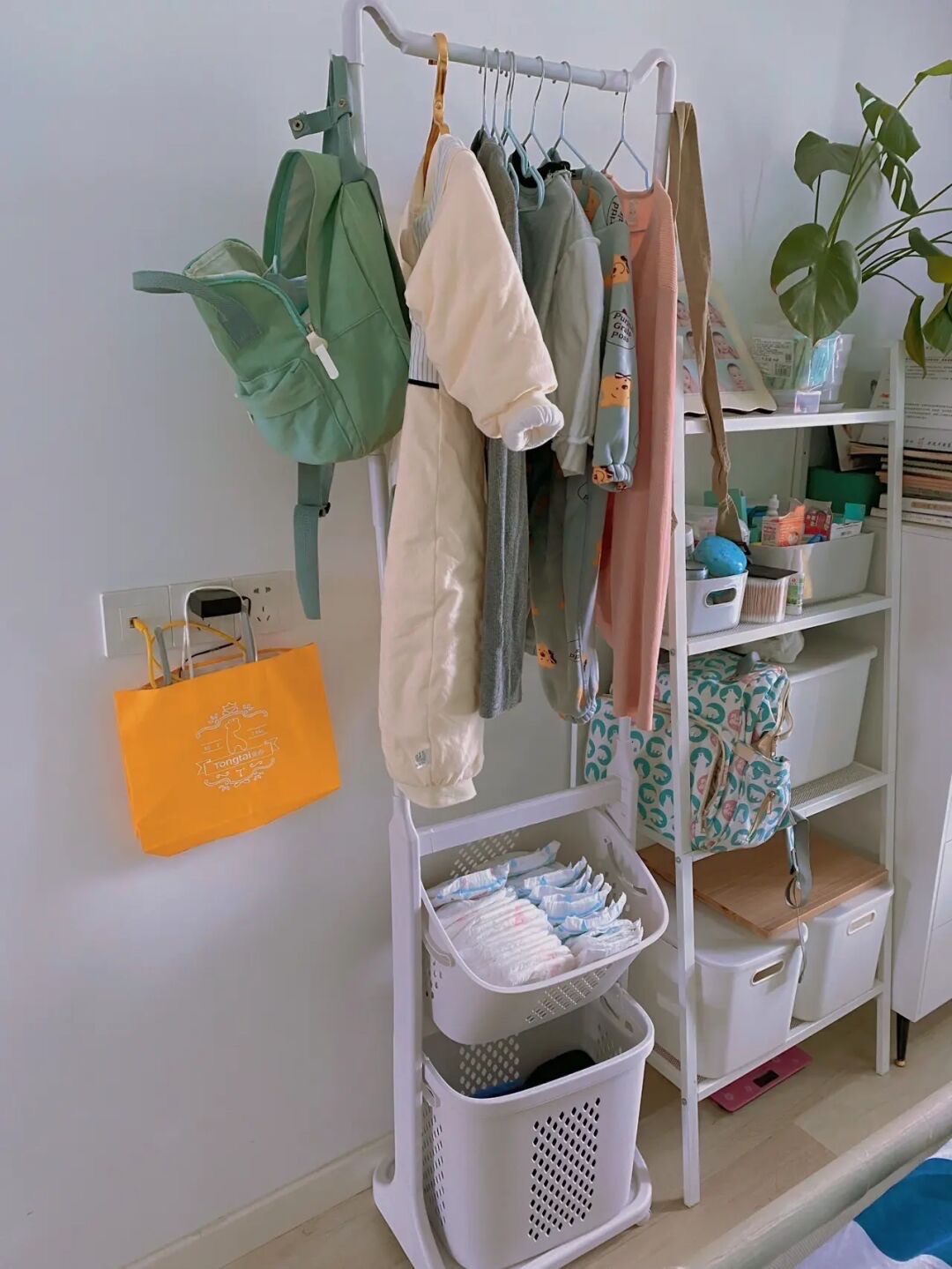 实用简易落地衣架,特别实用的家中必备好衣架