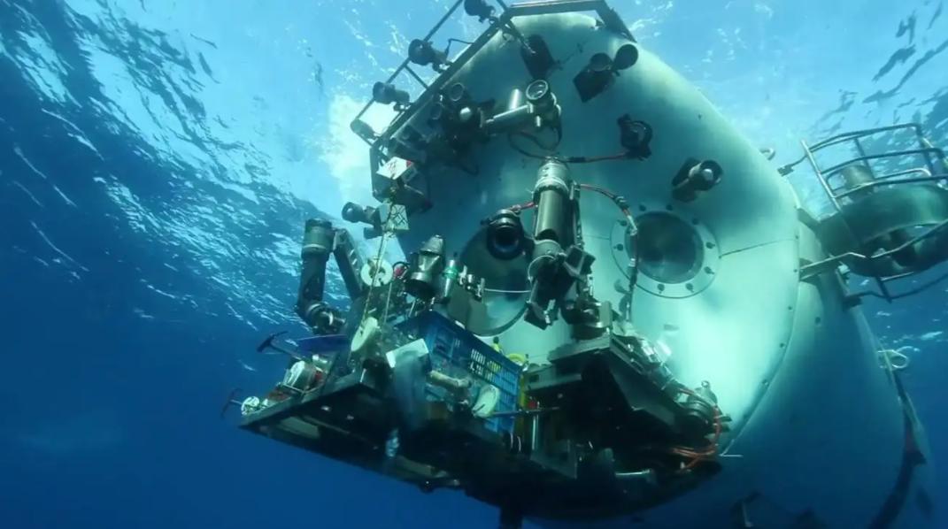 深海发现生物人类重新思考,科普深海8000米的神秘生物