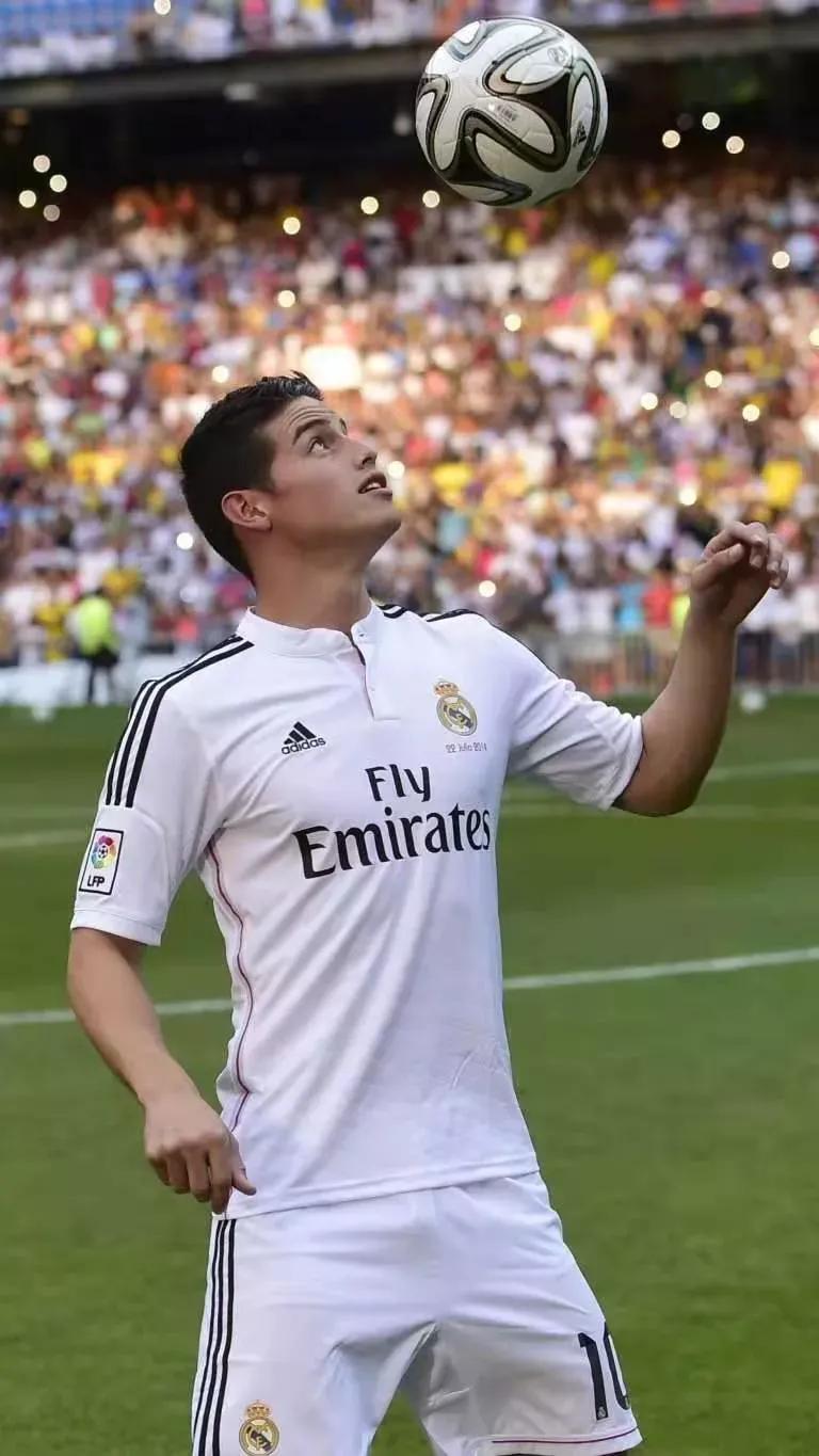 足球转场视频哈梅斯罗德里格斯,哈梅斯罗德里格斯j罗