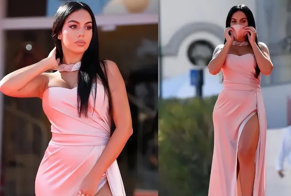 c罗全家聚餐,c罗晒全家福度假照