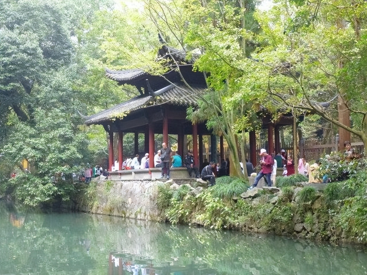 飞来峰对联,飞来峰的对联