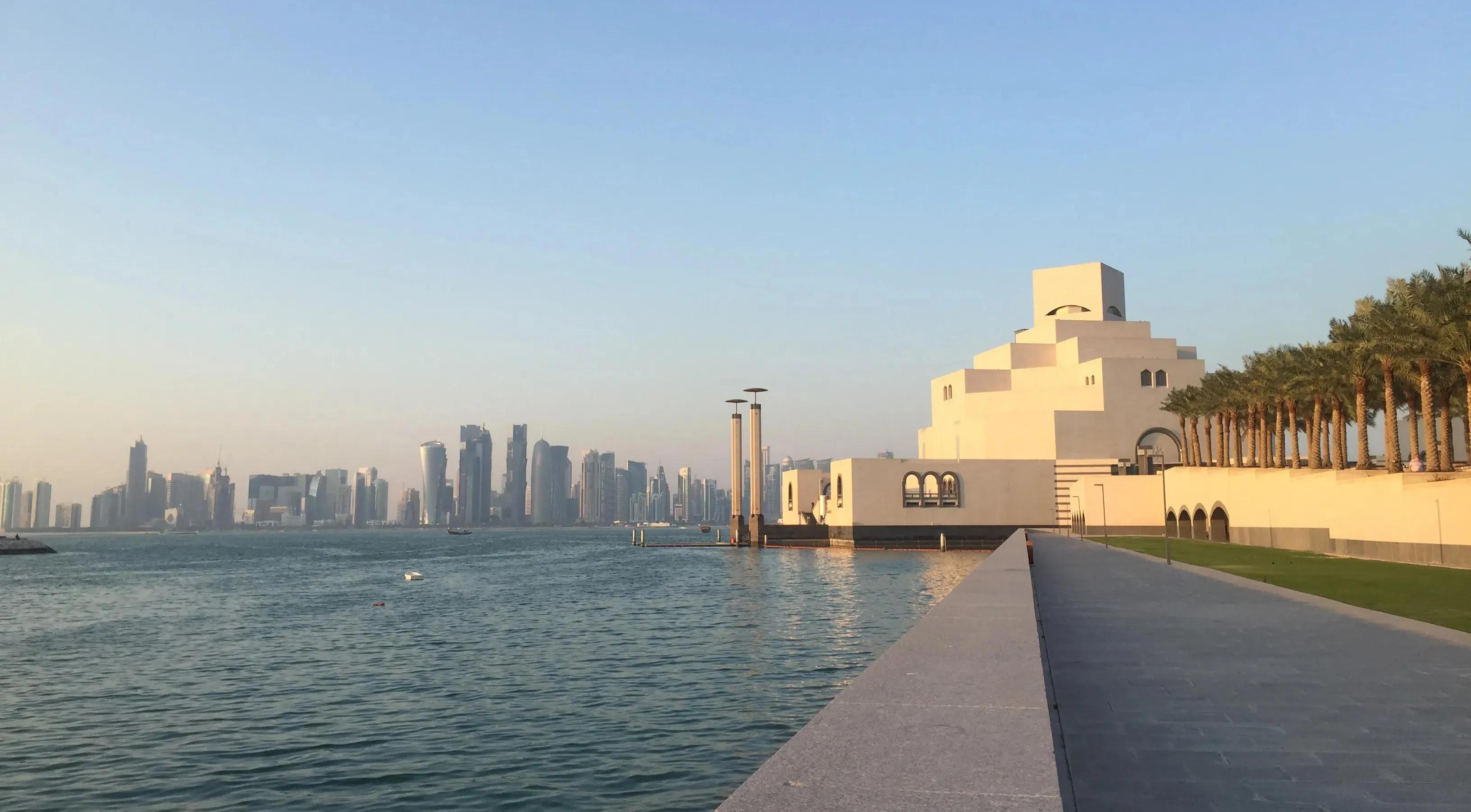 卡塔尔富得流油,卡塔尔流油