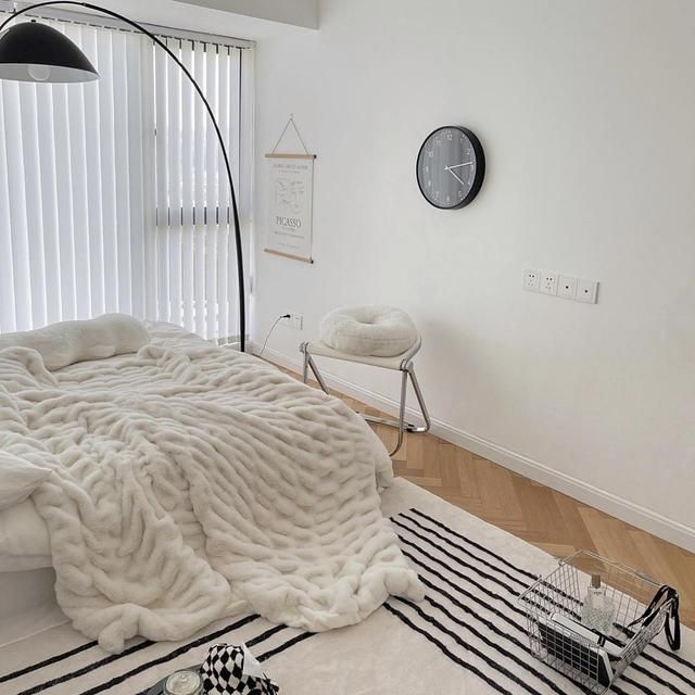 95后女孩花1.5万改出租屋，引万人关注，房东：放心住，绝不涨租