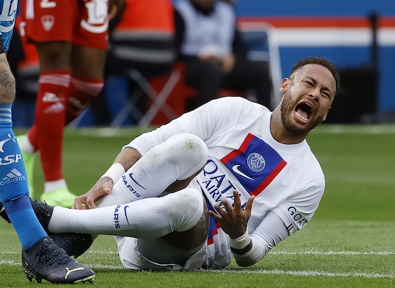 欧冠强强对决足球,欧冠巴黎圣日耳曼vs拜仁慕尼黑