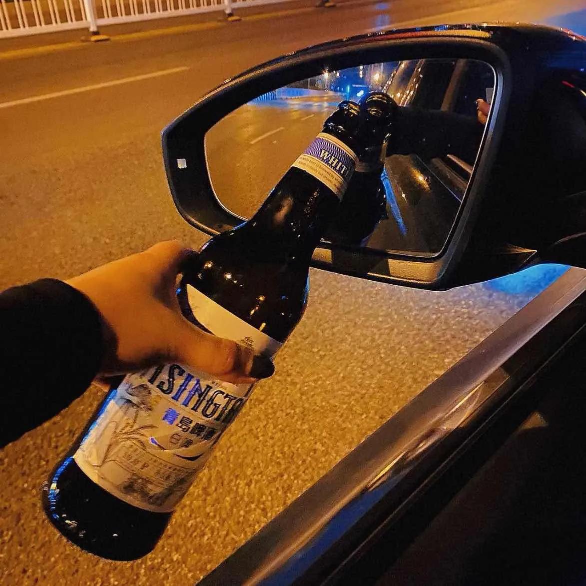 离别孤身一人的男生头像,一个人独自撑伞头像男生真人