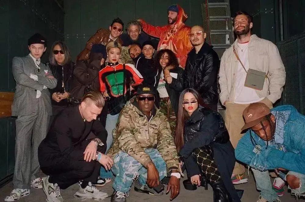 鹿晗的潮牌到底怎么样,鹿晗潮牌服装遭吐槽事件进展