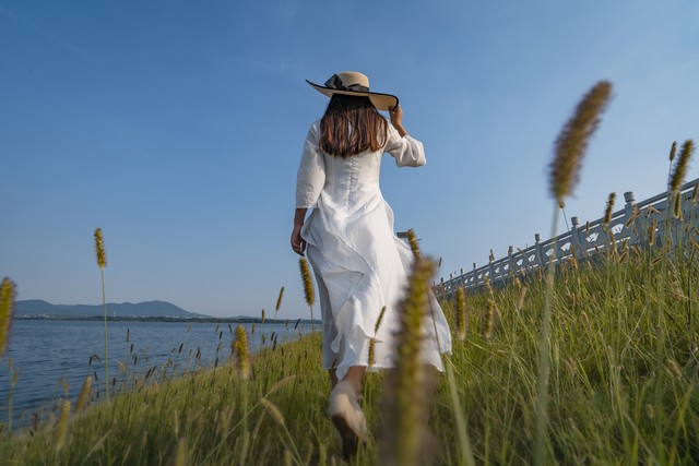 女人有不有福就看她的穿着打扮,一个女人过得好怎么看得出来