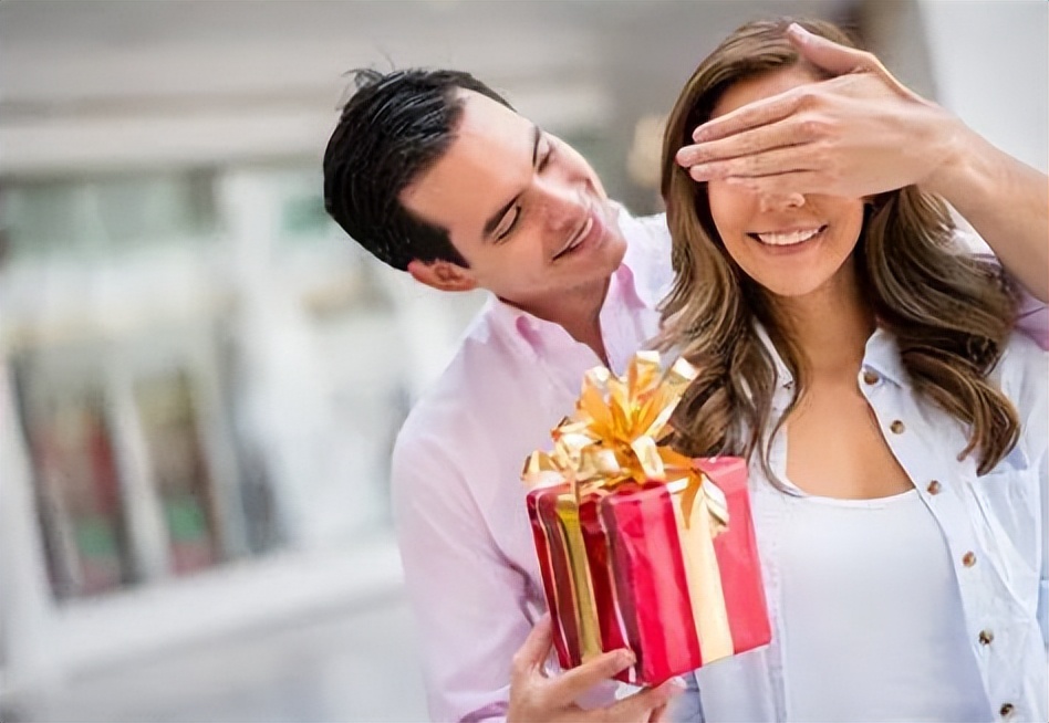 七夕要礼物和送礼物的区别,七夕送礼物比较有纪念意义