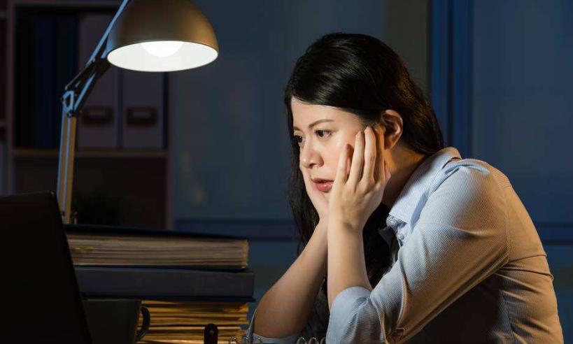 胃病无小事有这2个前兆须警惕,医生提醒：胃病患者忌口非常重要