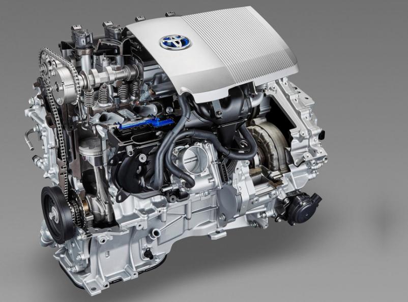 丰田章男驾驶氢燃料内燃机赛车,丰田章男展示新款丰田车