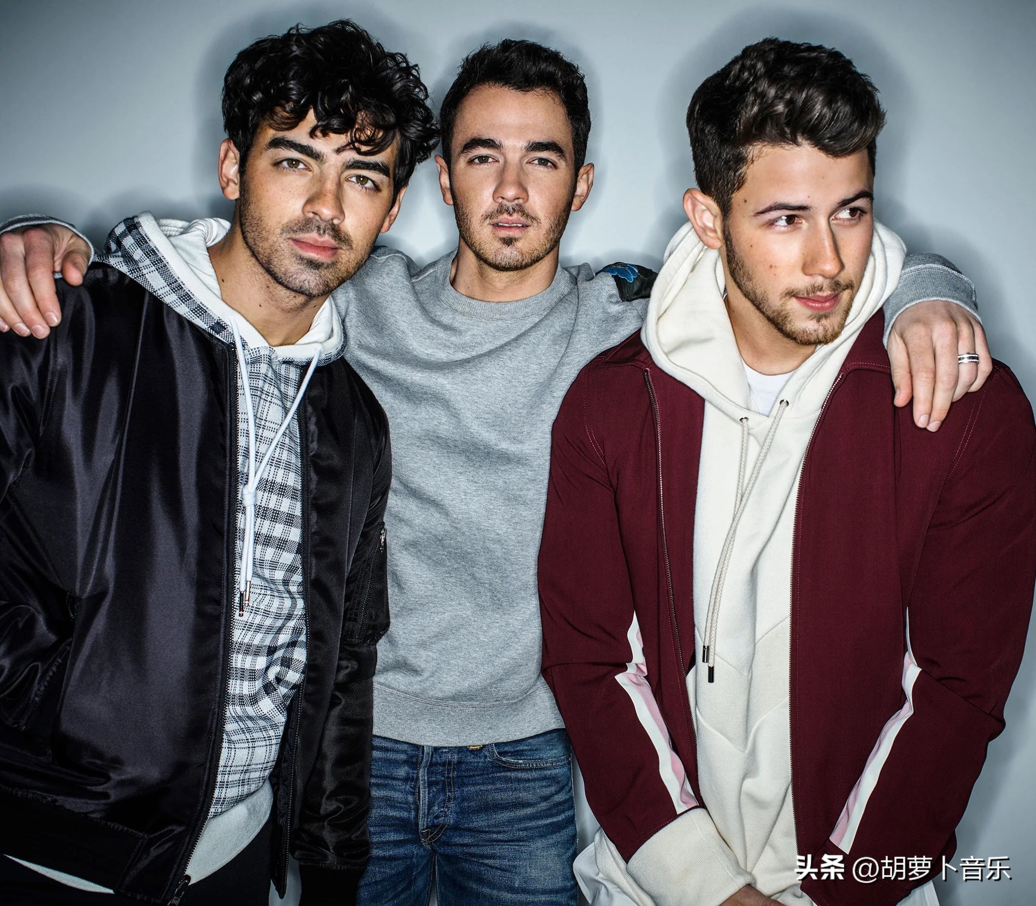 mileycyrus首周,mileycyrus多久出专辑好