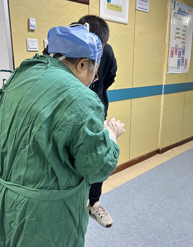 子宫腺肌症二次带曼月乐环后，她最终来做了保宫手术