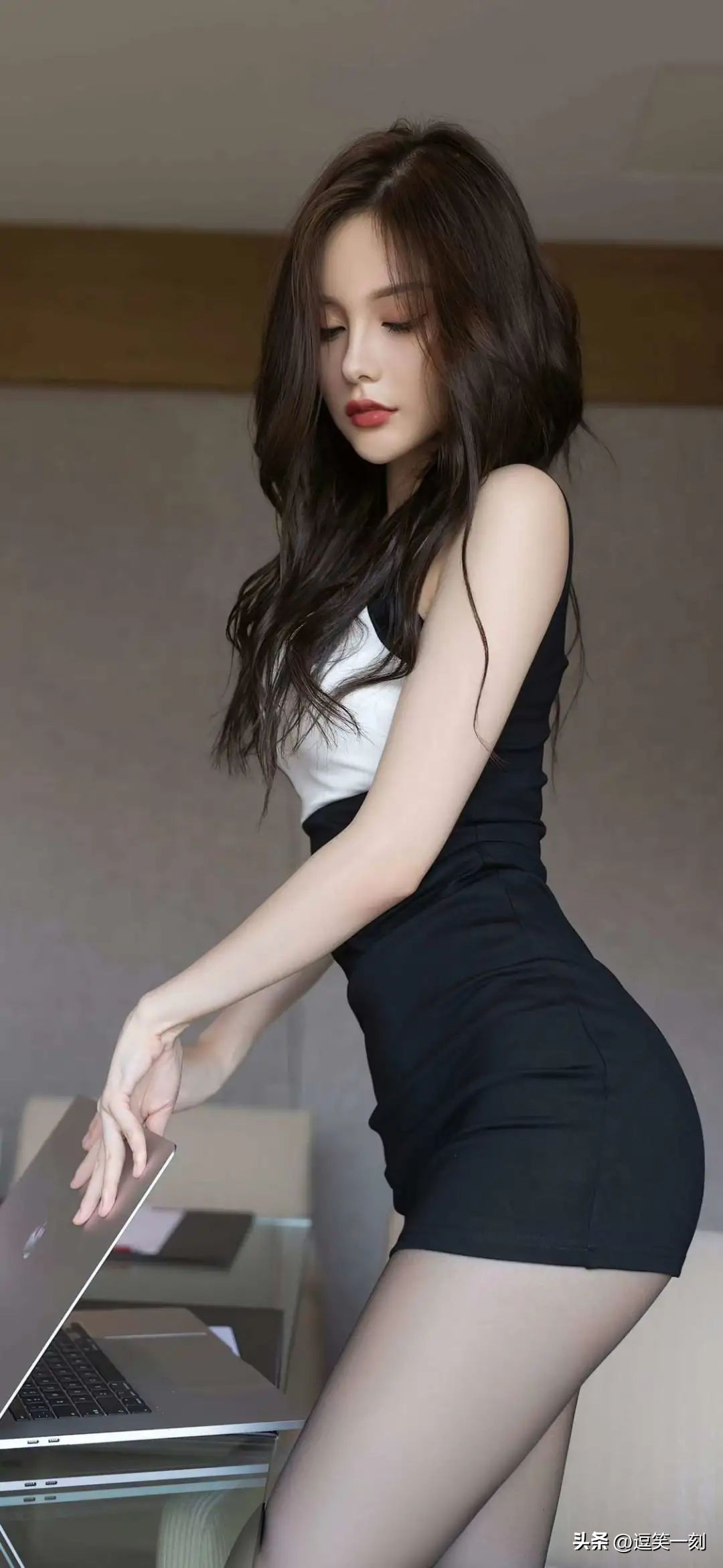 周易：孩子他克你，给点钱我帮你破破。