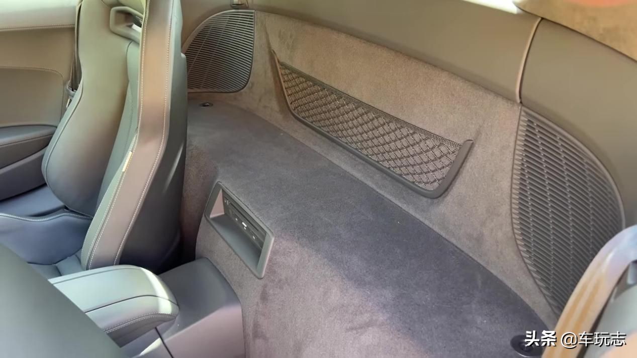 2019奥迪r8跟2020款奥迪r8,5.2v10奥迪r8限量版