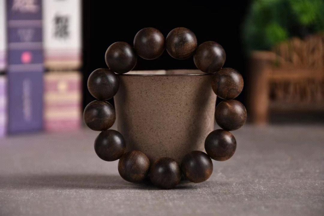 如何鉴别沉香手串好坏区别,九种假沉香手串鉴别方法图解