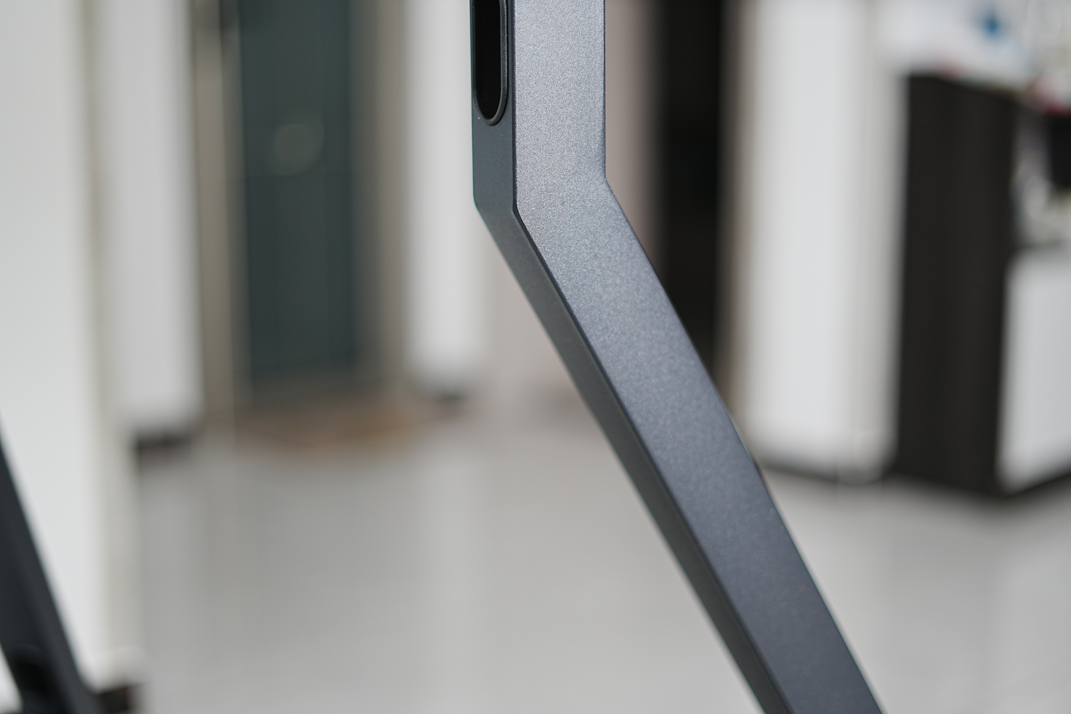 小户型电视支架怎么选购,多种电视挂墙支架评测