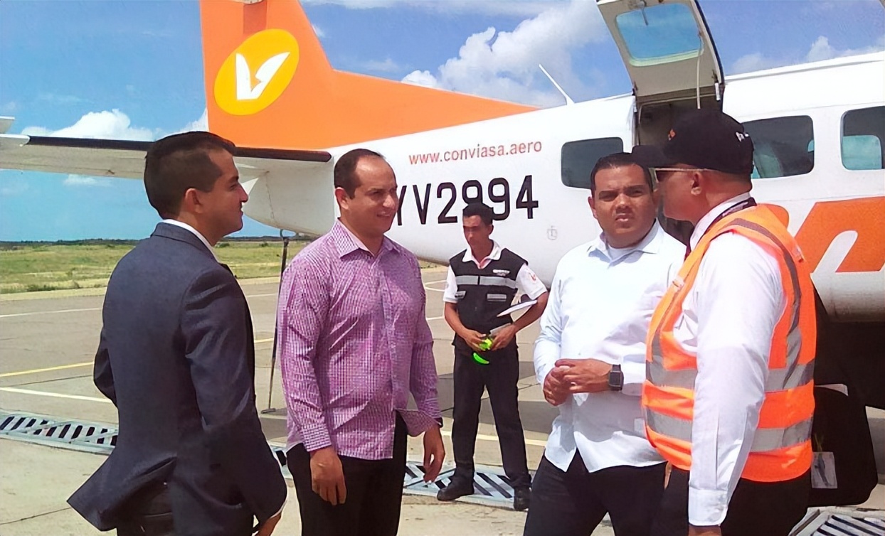 2005年幽灵航班和1955年914航班,神秘消失的航班35年后再次出现