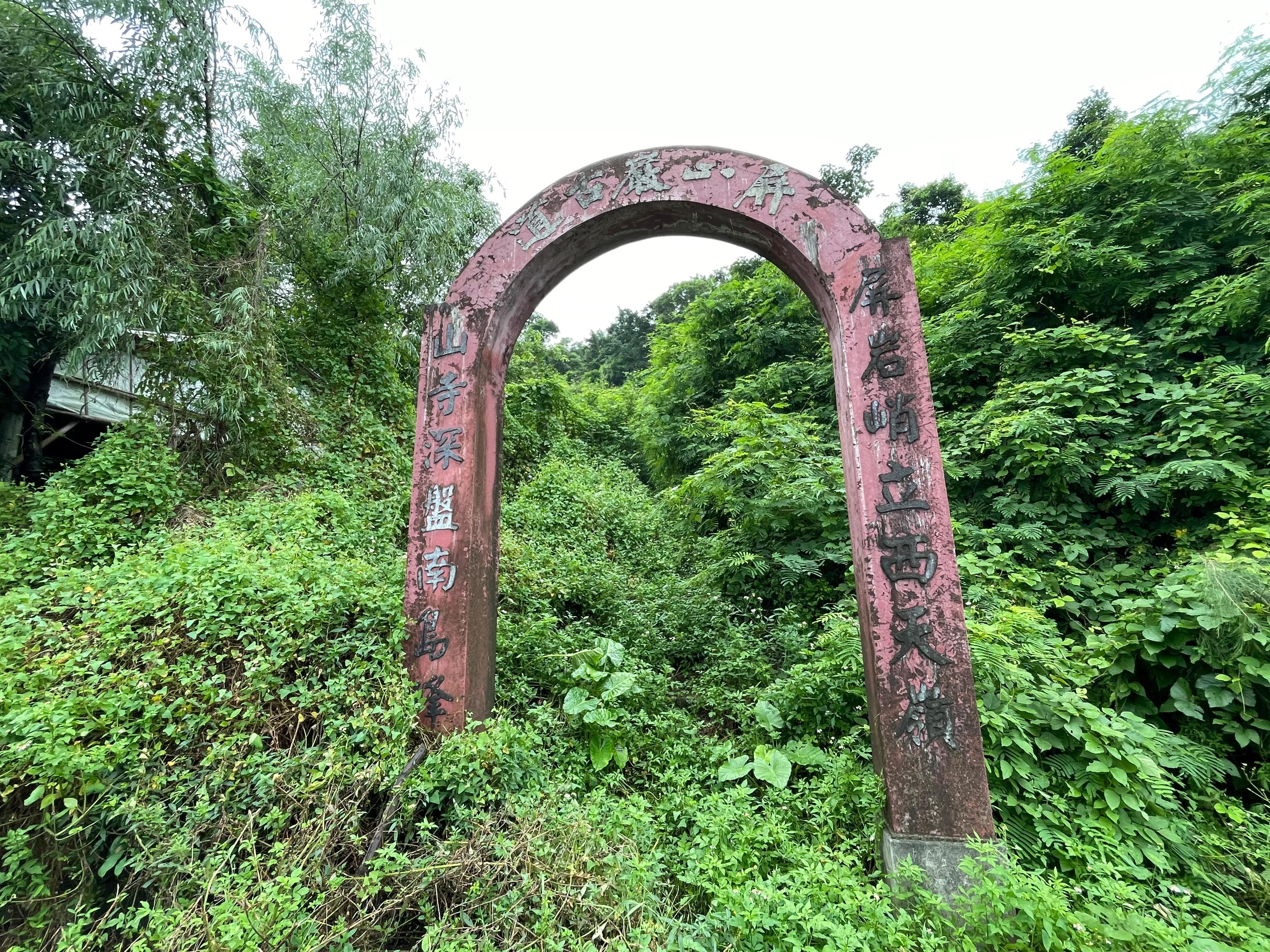 成都网红公路打卡地,万宁环海公路网红打卡点