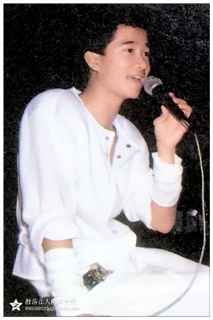 陈百强身材和穿衣风格,陈百强的穿着打扮