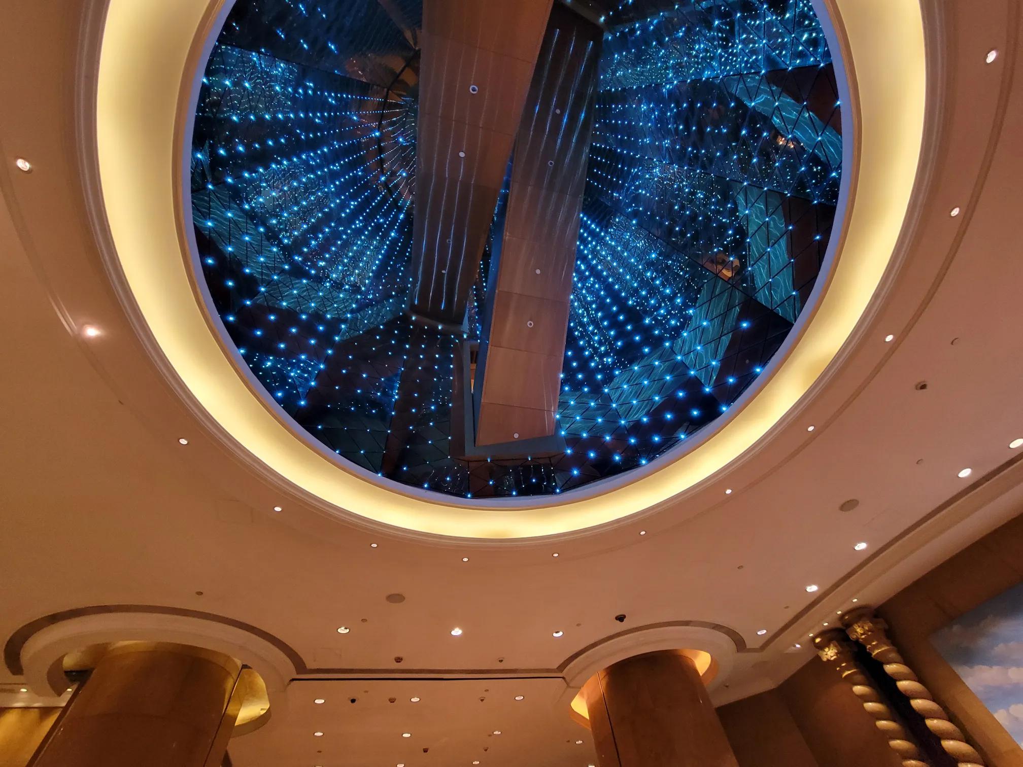 澳门索菲特酒店是五星级吗,澳门索菲特有名牌店吗