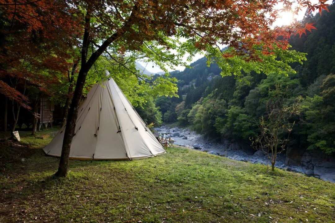 怎么做小帐篷露营地,自己制作露营风餐厅帐篷教程