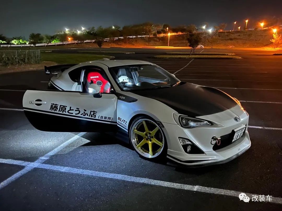 头文字d的女朋友,头文字d里面gt86的车主