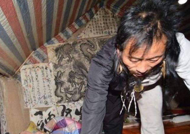 山东一位道长坚信龙真实存在，并上山寻龙16年，至今仍在山上坚持