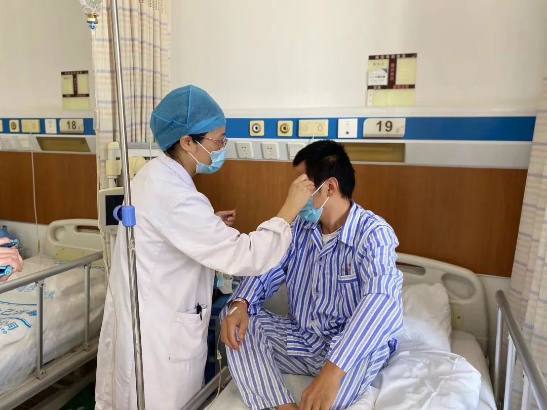 眼皮下垂怎么办如何防止下垂,眼皮下垂遮挡视线应该注意什么