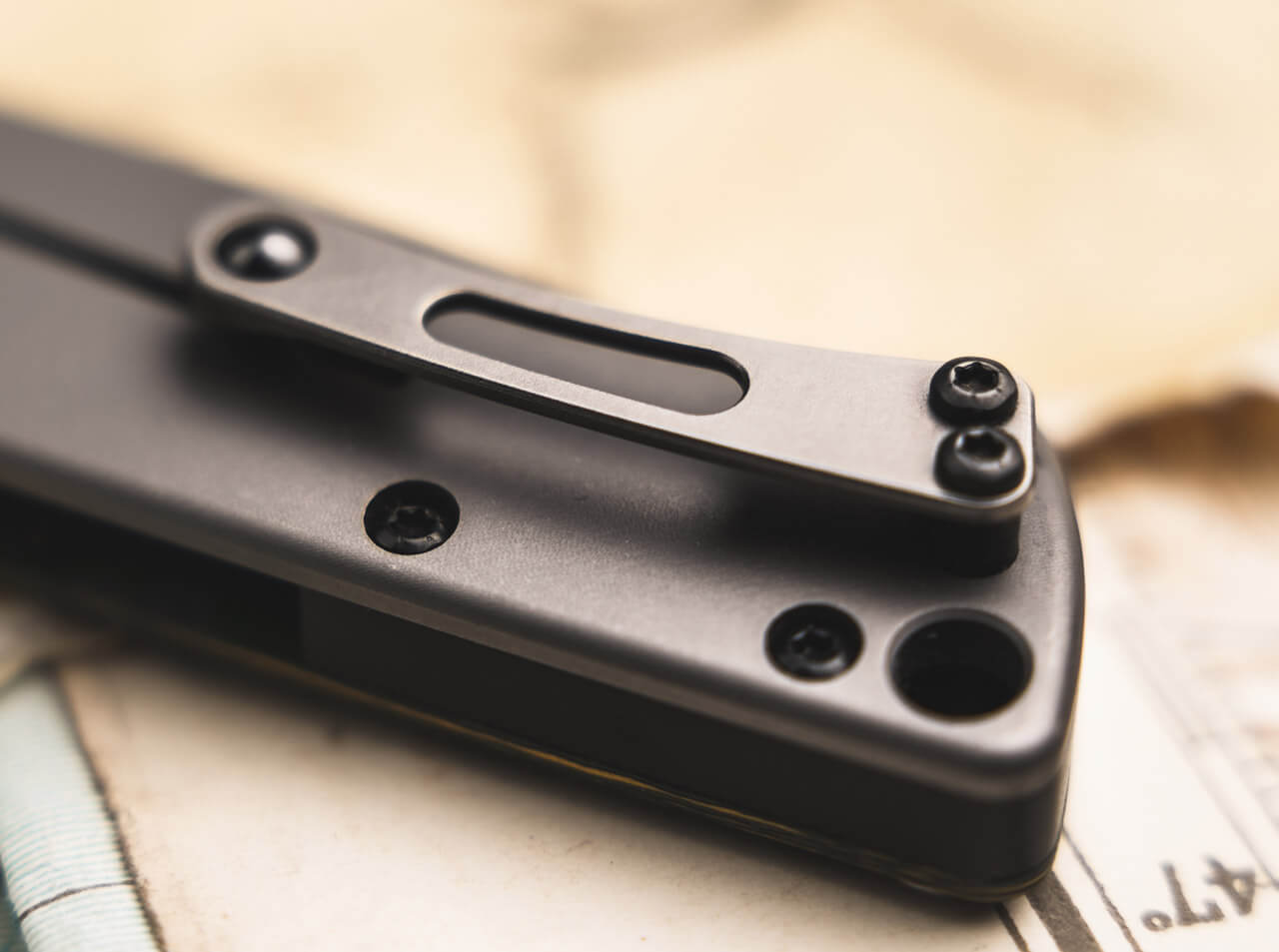 刀圈新闻:德国博克用二战战斗机锻造成刀——ME109