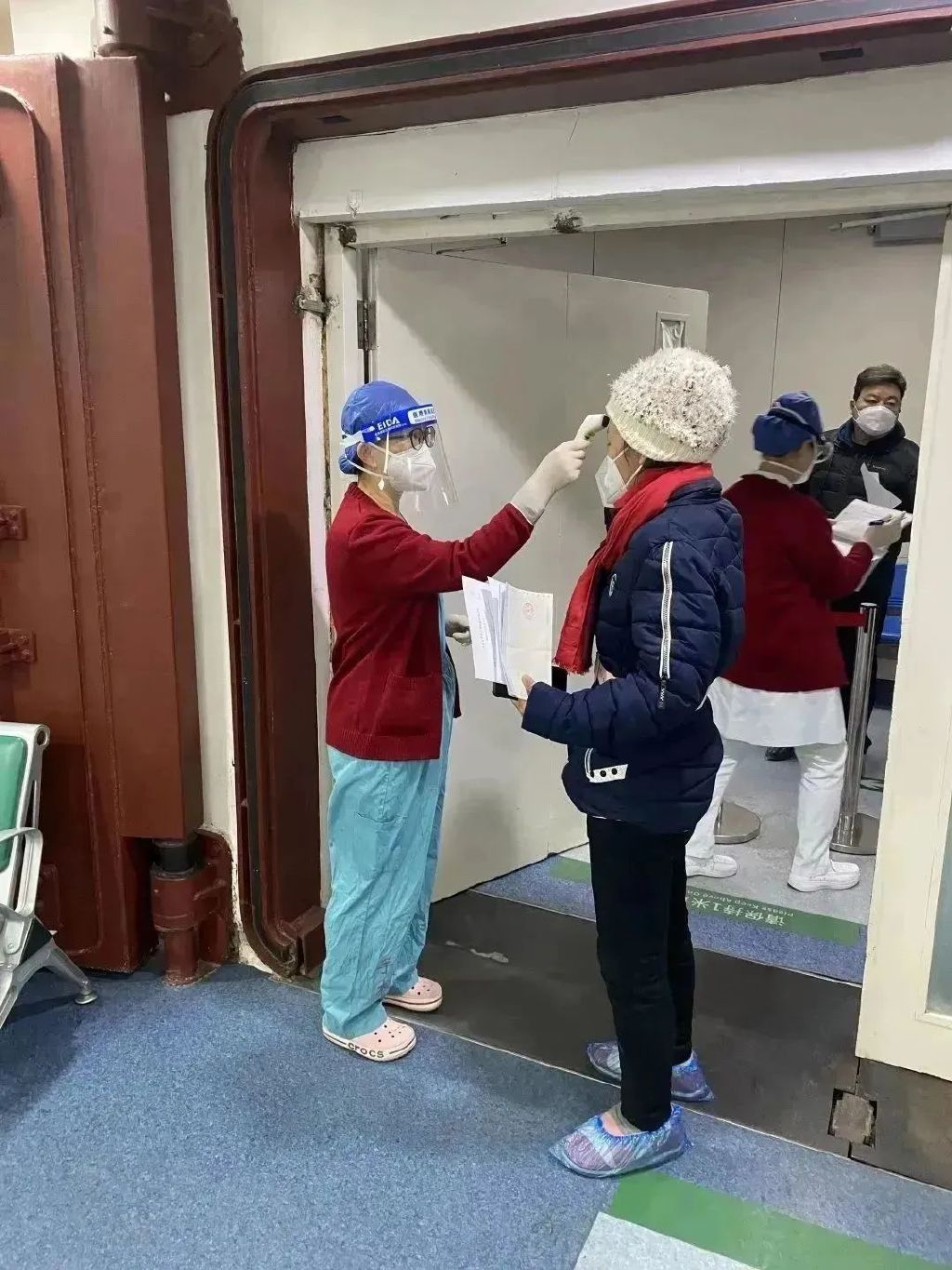 生命至上共克时艰！北医三院有力有序保障人民群众医疗救治